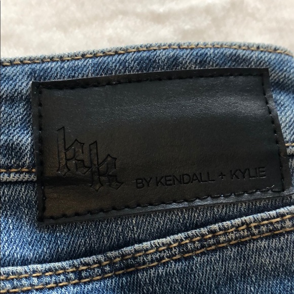 Distressed Kendall+Kylie Jeans - Picture 9 of 9
